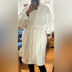 Cozy White Plush Robe with satin trimmed cuffs.
